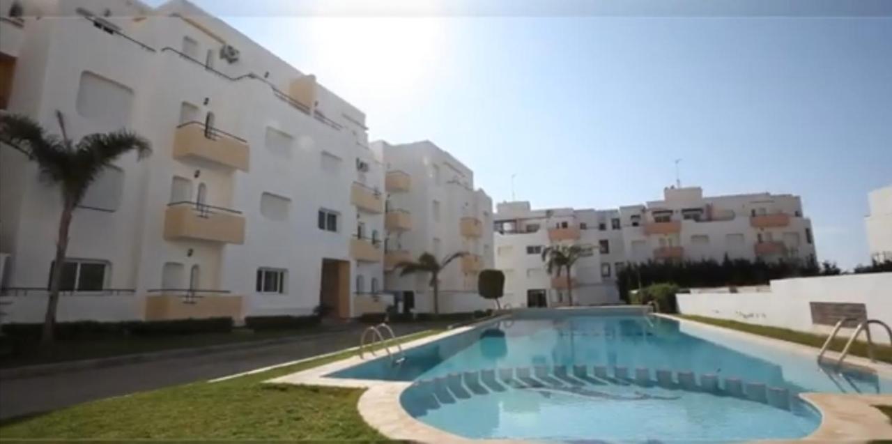 Appartement Avec Piscines, Vue Sur Mer Et Acces A La Plage A Achakar Hill, Tanger. Exterior photo